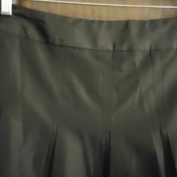 LOFT Black Taffeta Applique Skirt - Picture 2 of 5